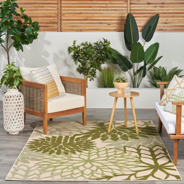 Nourison Aloha 4' x 6' Ivory Green Fabric Tropical Area Rug (4' x 6')